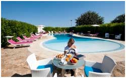 Swimming Pool Hotel Principe di Fitalia Sizilien